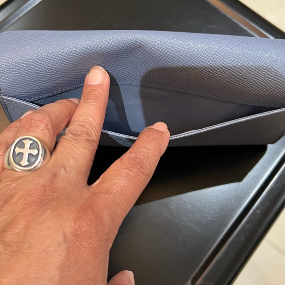 Coach - Picture 10 of 13